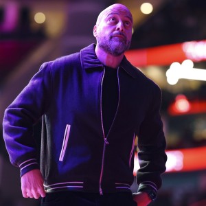 没剩几个小时了~目前还有9个队没有交易操作：火箭&amp;马刺&amp;雄鹿在列